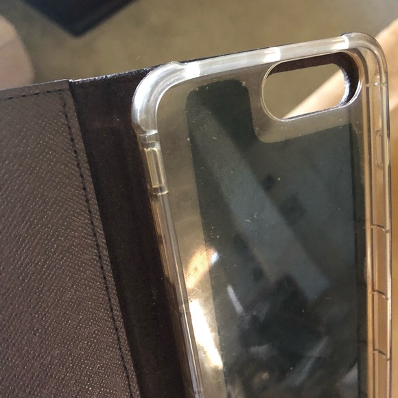 ❌❌SOLD❌❌Louis Vuitton iPhone 7plus folio case - Picture 4 of 5